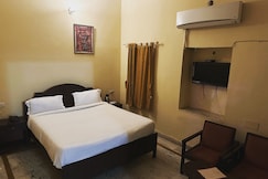 Hotel Shri karni niwas, Udaipur