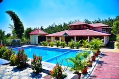 Chirooss Homestay | Dorms & Rooms, Kadur