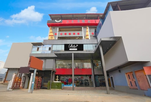 Collection O BHU Road Varanasi Formerly Hotel Swarna Banquet