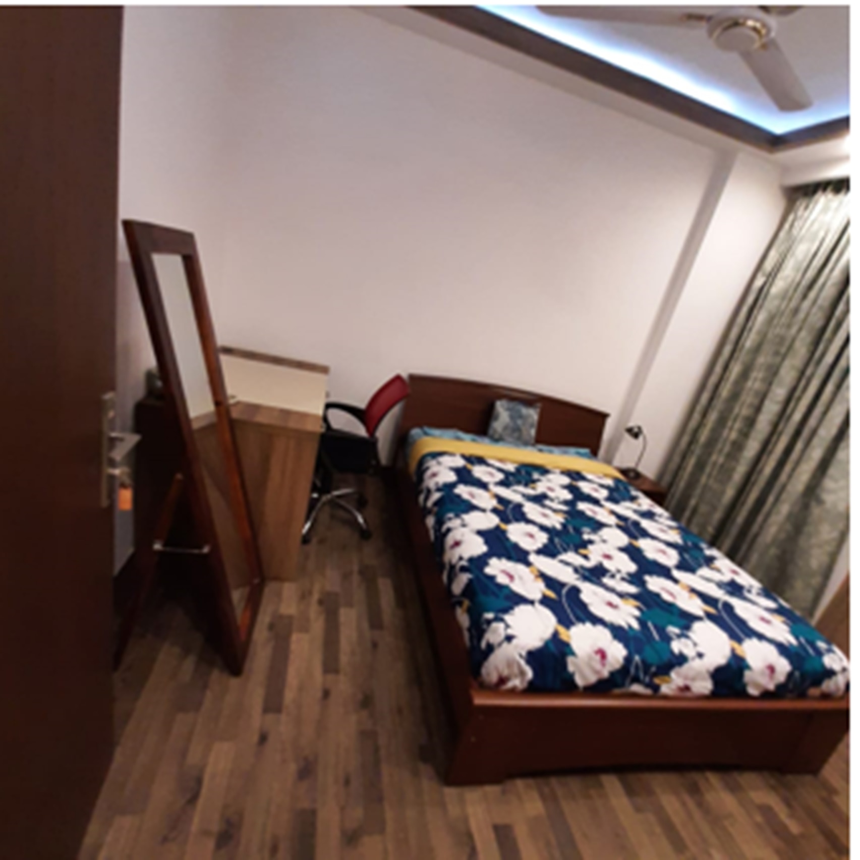 SMS Guest House - Gurgaon, Haryana - Tap to explore photos
