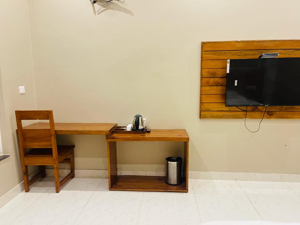 Raja Ji Hotels - Tap to explore photos