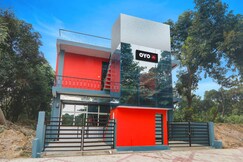 Hotel O VIRAT HOTEL AND RESORT, Malihabad