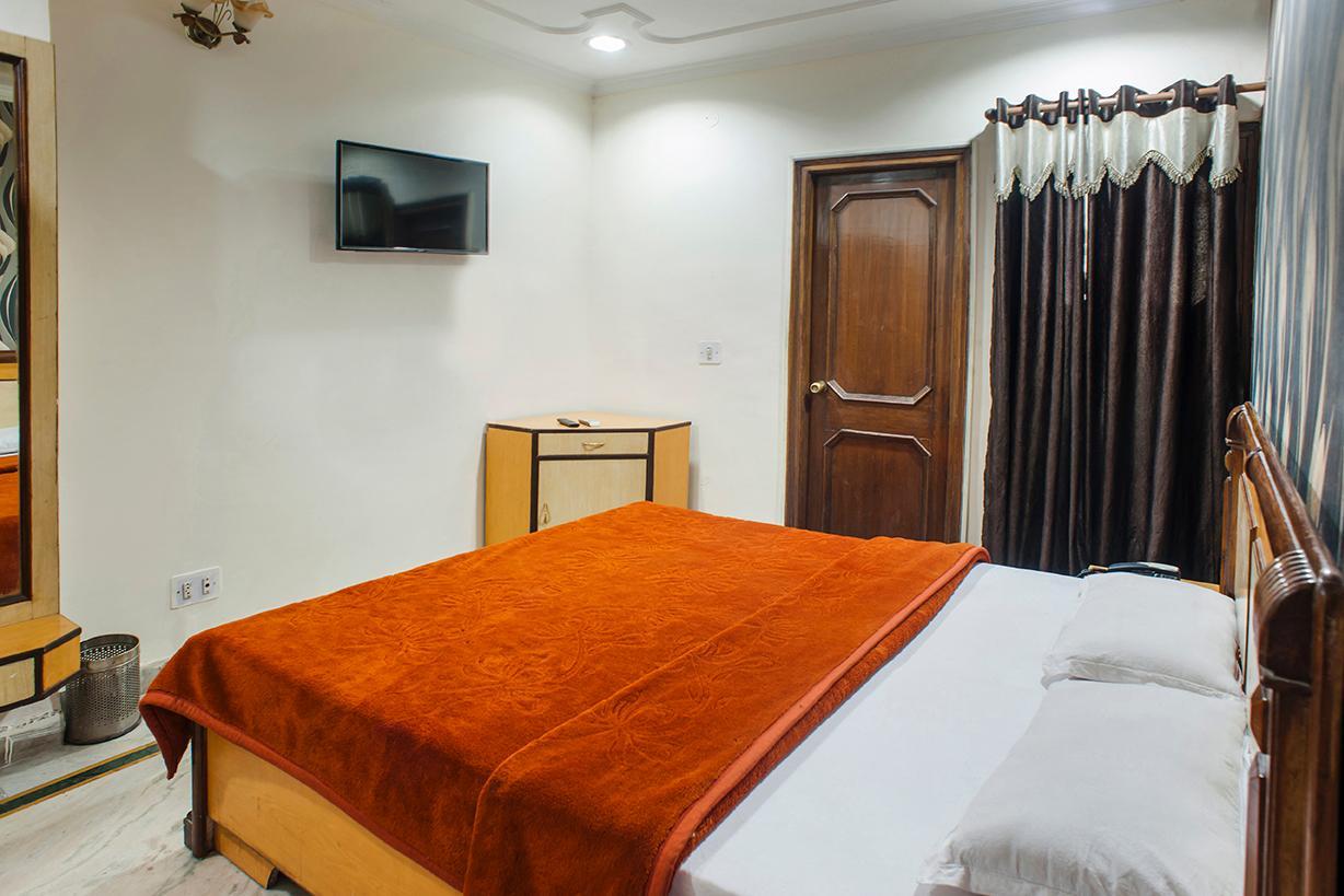 Hotel Gobind Regency - Tap to explore photos