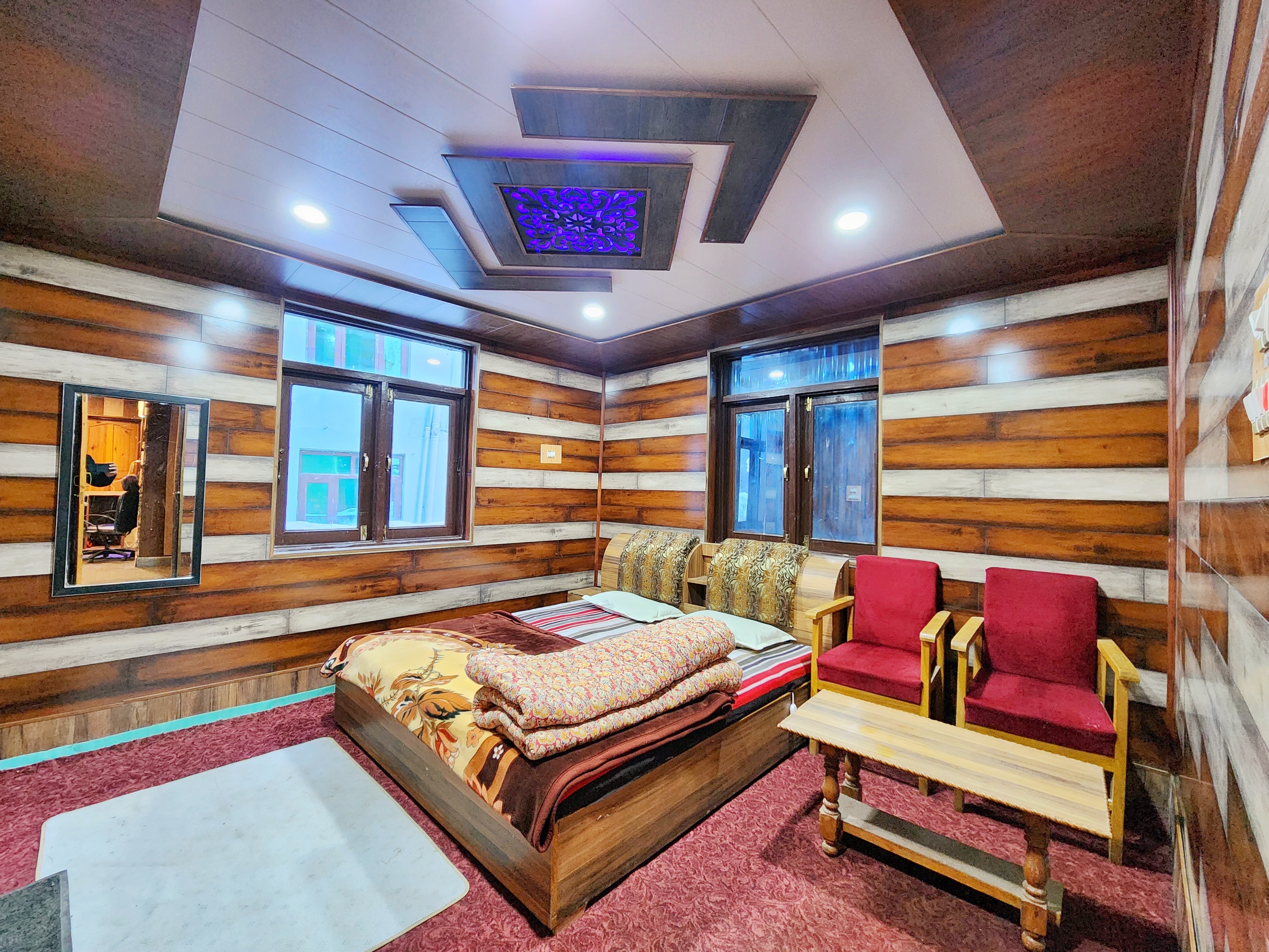 Shahijahan Hotel & Restaurant - Tap to explore photos
