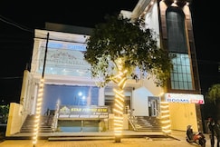 Hotel Grand Central, Bulandshahr
