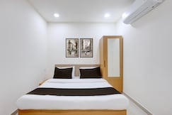 Hotel O The  Velvet Crown Hotel, Himmatnagar