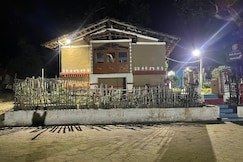 Kirti Kewat Homestay, Kasrawad
