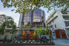 Treebo Primeone, Noida
