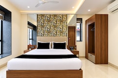 Super Townhouse Oak DLF Newtown Bus Terminal, Kolkata