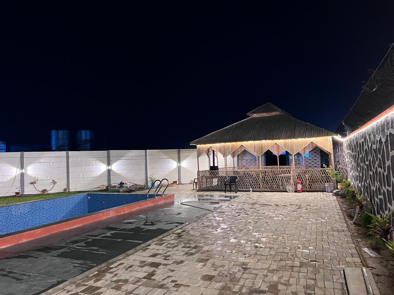 The Destine Farm, Daman