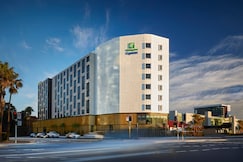 Holiday Inn Express SYDNEY AIRPORT, Bathurst