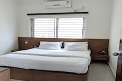 Clyford Suites | Rooms & Wi-Fi, Bangalore