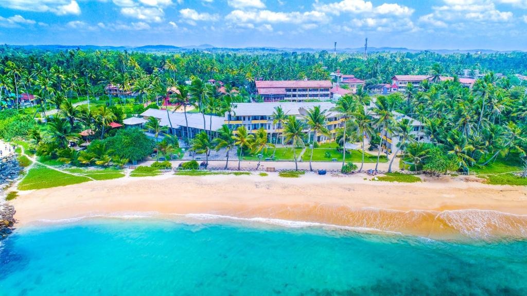 Insight Resort Ahangama - Tap to explore photos