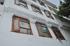 New Rohit Guest House, Katra