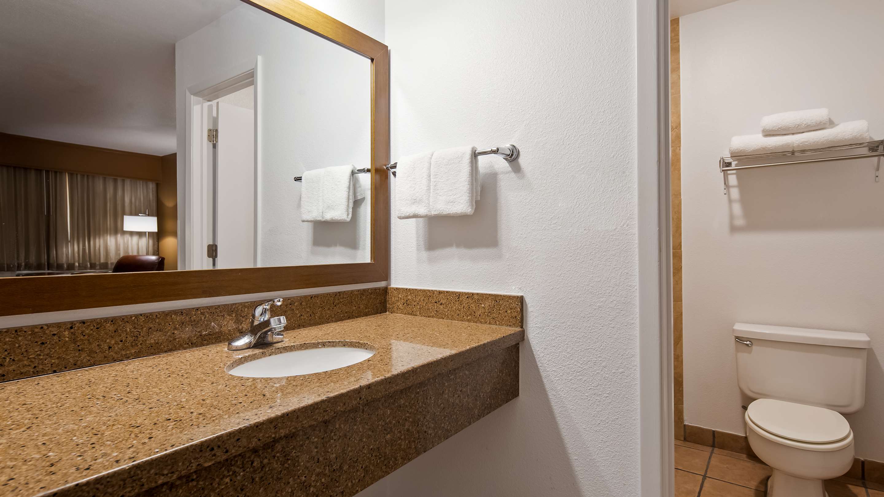 Best Western Discovery Inn - Tap to explore photos