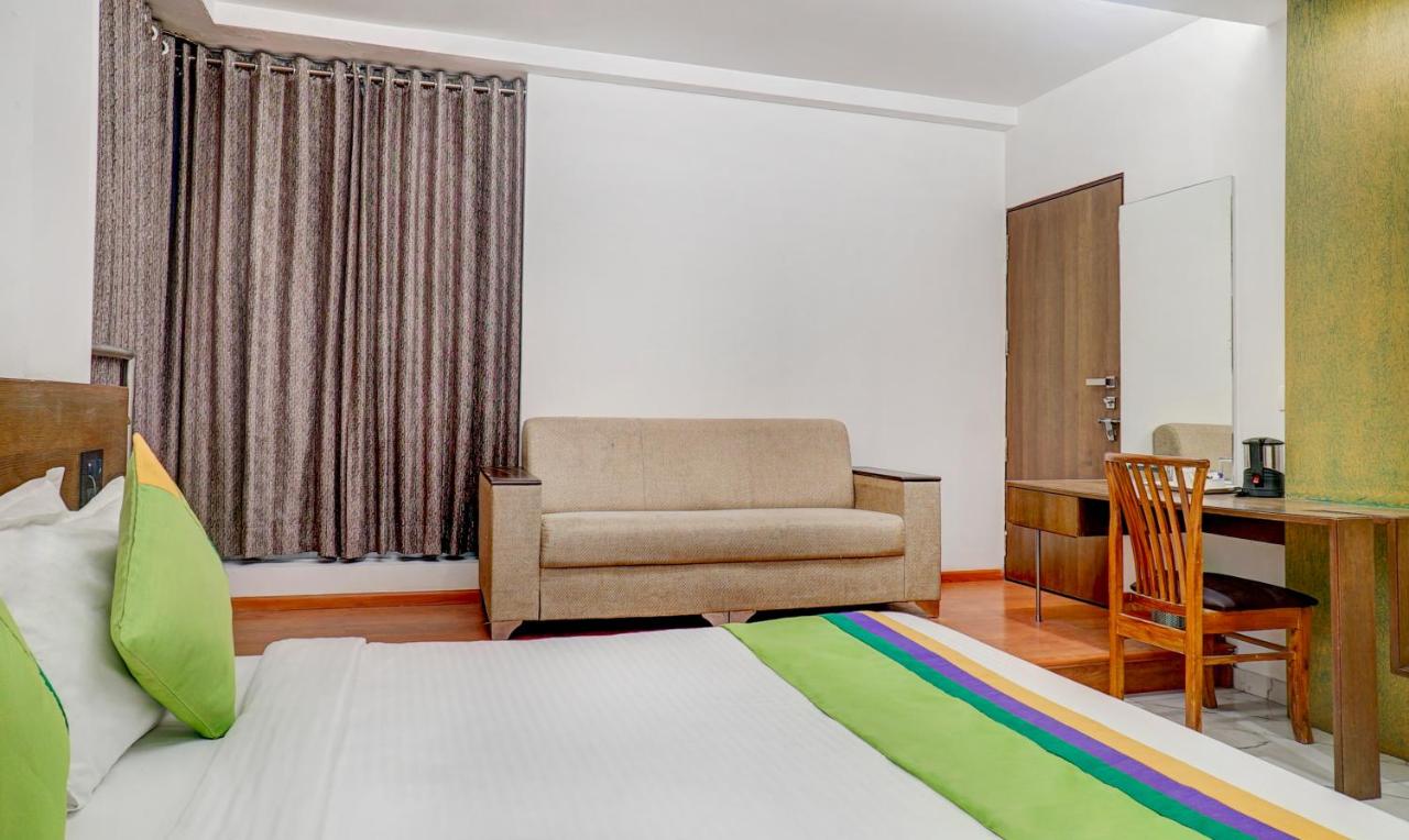 Hotel Shiva's 5