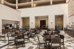Embassy Suites Baton Rouge, Pointe Coupee