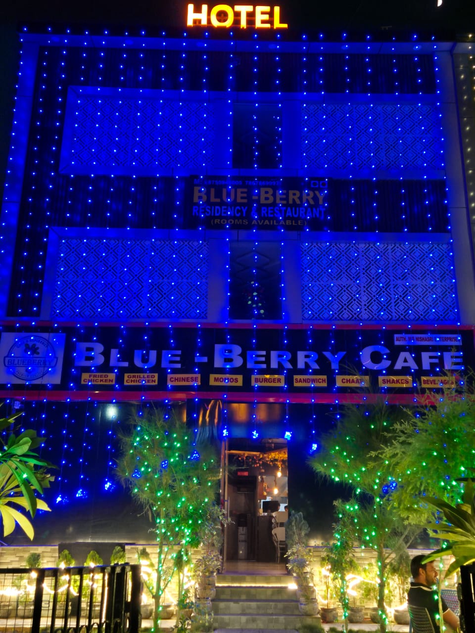 Blue Berry hotel - Tap to explore photos