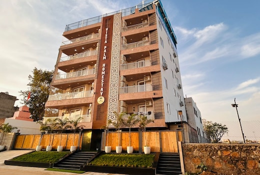 Vista Palm Homestay - 3BHK Apartment