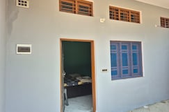 Kanchan Home Stay, Barkot