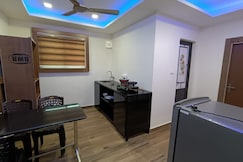 Sahara Suites, Edapally, Munnar