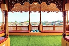 Houseboat Ambassador, Srinagar