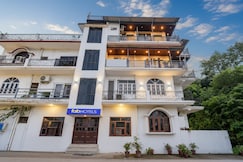 FabHotel Doon Classic Homestay, Dehradun