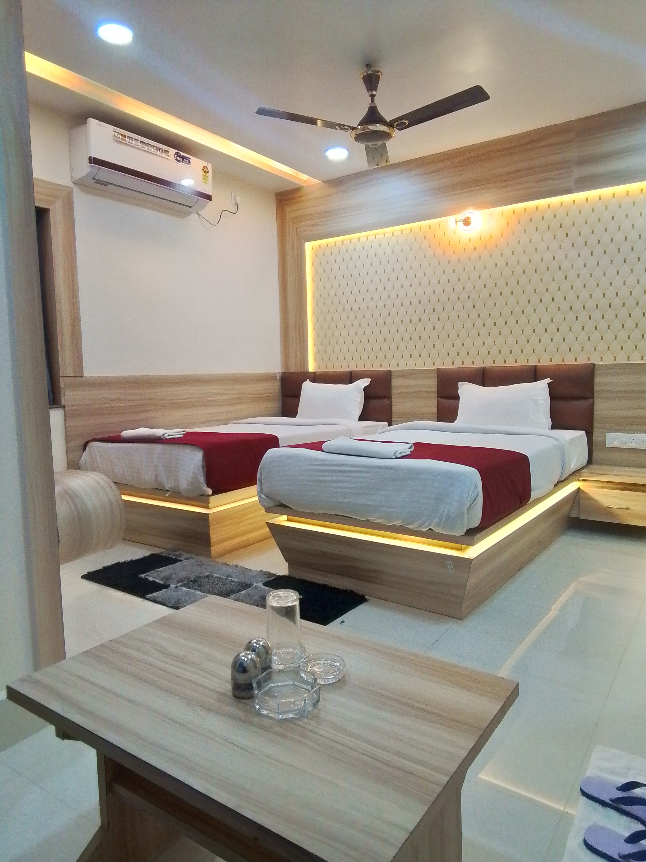 HOTEL URMILA INTERNATIONAL - Tap to explore photos