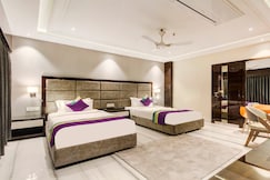 Treebo Premium Tahoora International, Kolkata