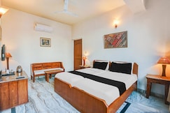 Super Hotel O Sansarchandra Road Formerly Luna Rosa, Jaipur