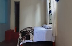 Budget D Room