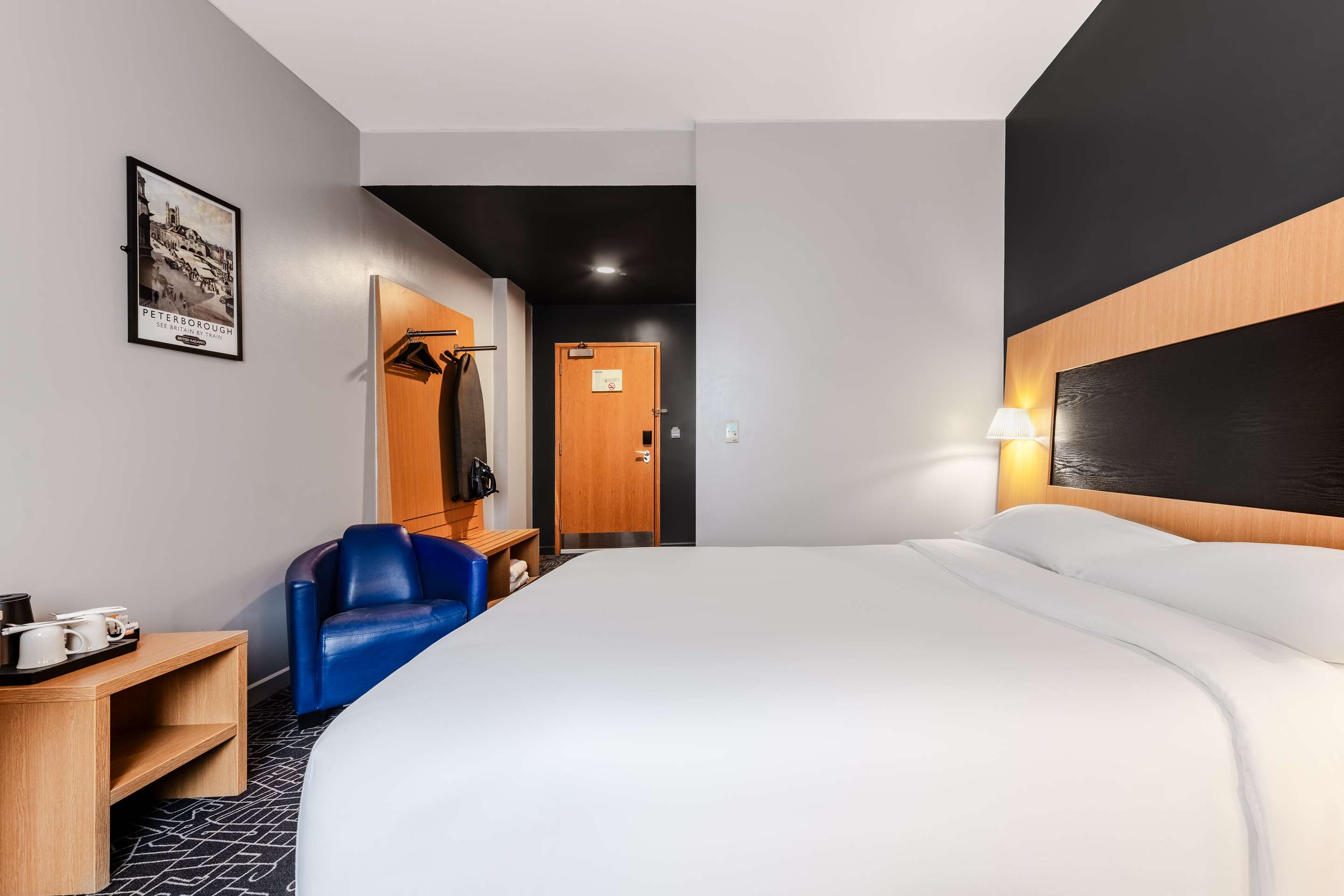 Park Inn by Radisson Peterborough - Tap to explore photos
