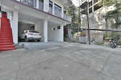 MNP Oak Valley Hotel Mcleodganj, Dharamshala