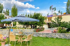 HOTEL PALAM HILLS, Leh