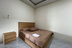Collection O near Bandar Udara Aji Pengeran Tumenggung Pranoto formerly Arunika Guest House, Samarinda