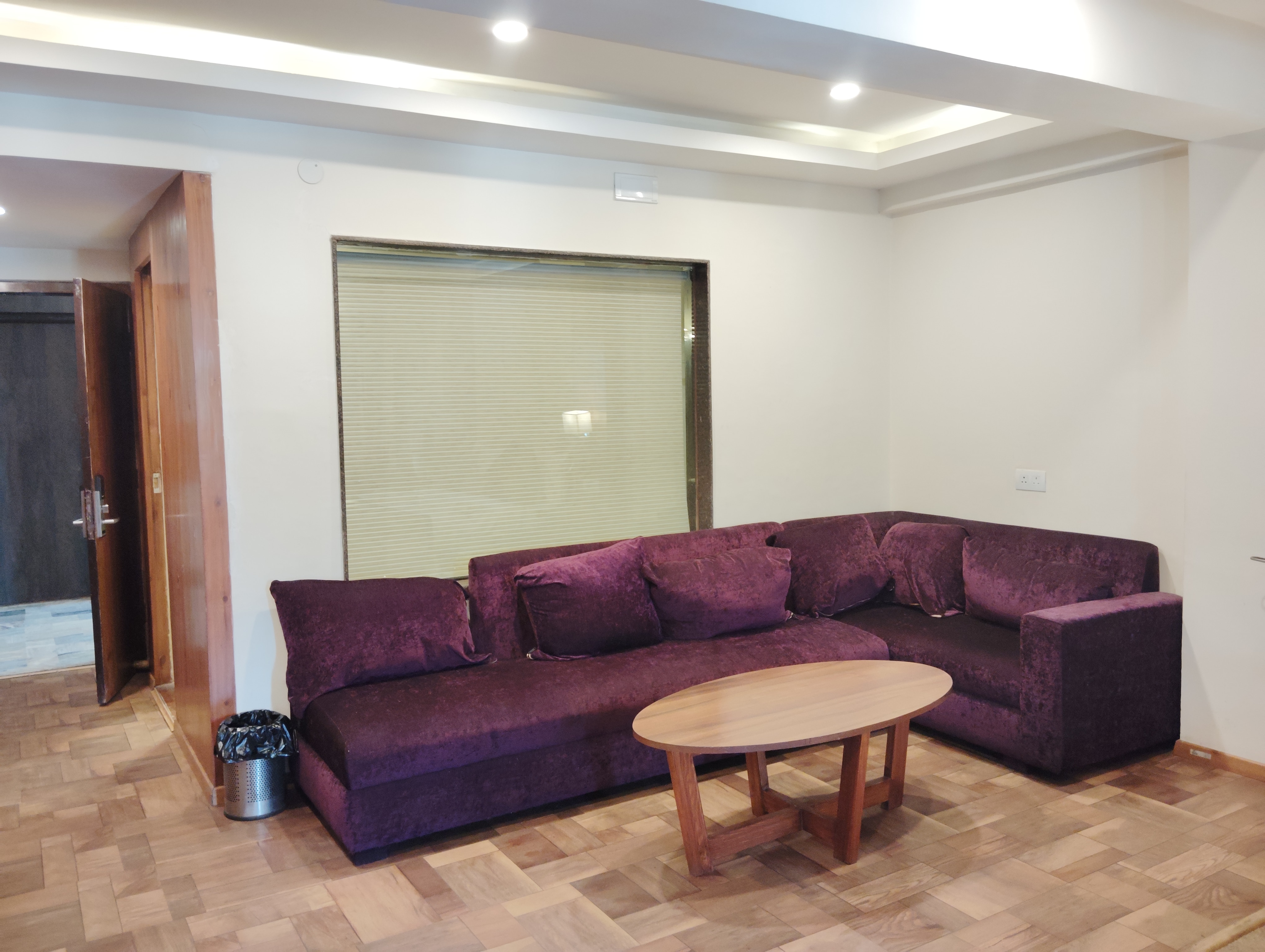 Welcome Hotel Dallake - Tap to explore photos