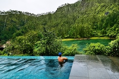 Khurpatal Lake Inn, Nainital