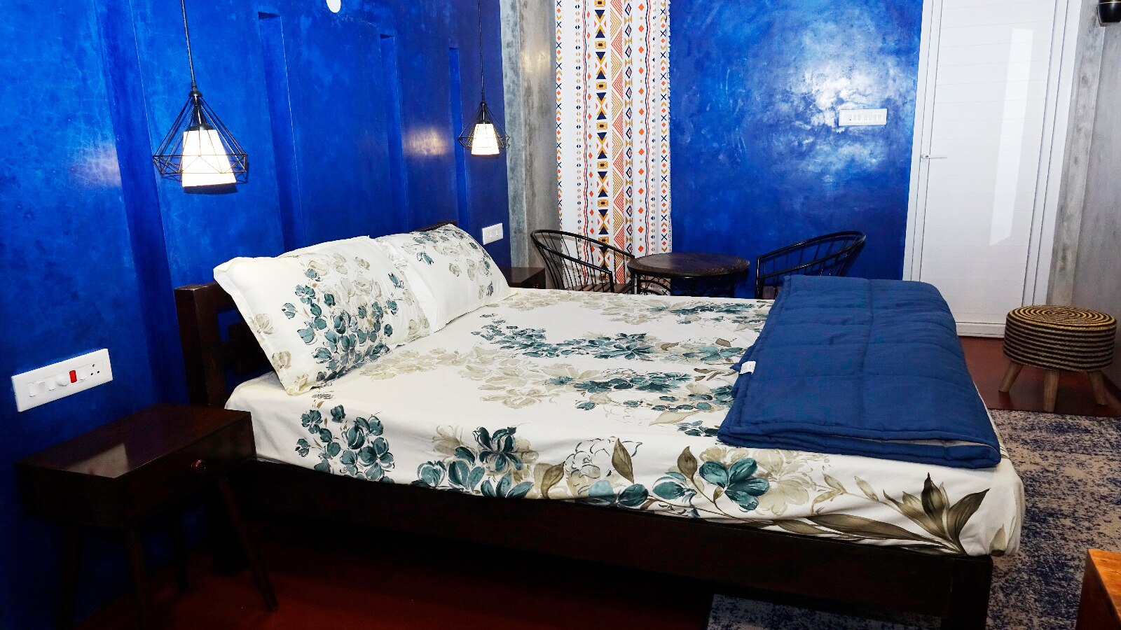 Happyhideaway Vagamon -Cabin Blue Robin - Tap to explore photos