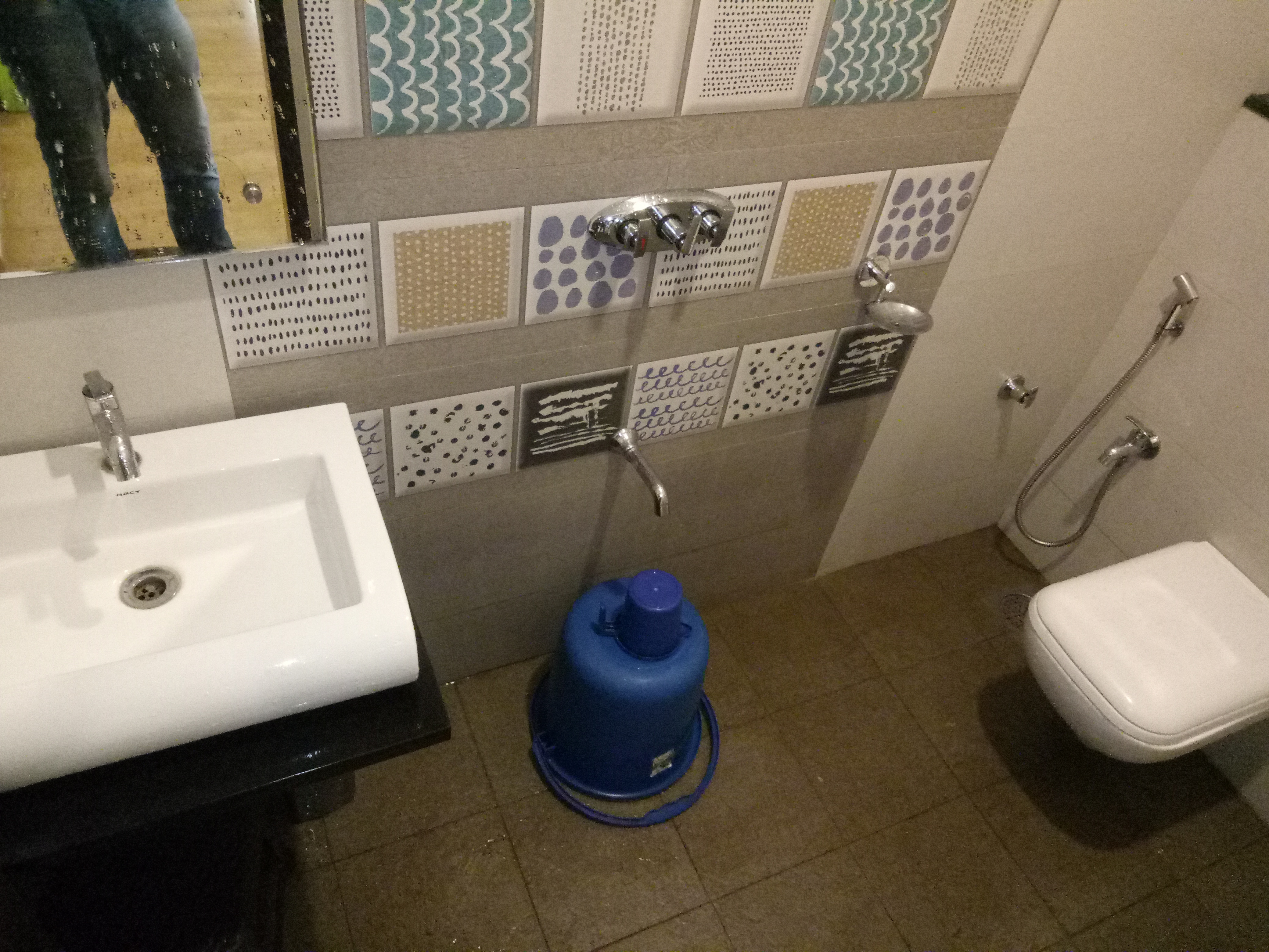 Hotel SKG Comforts - Tap to explore photos