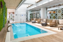 Catalonia Giralda, Seville