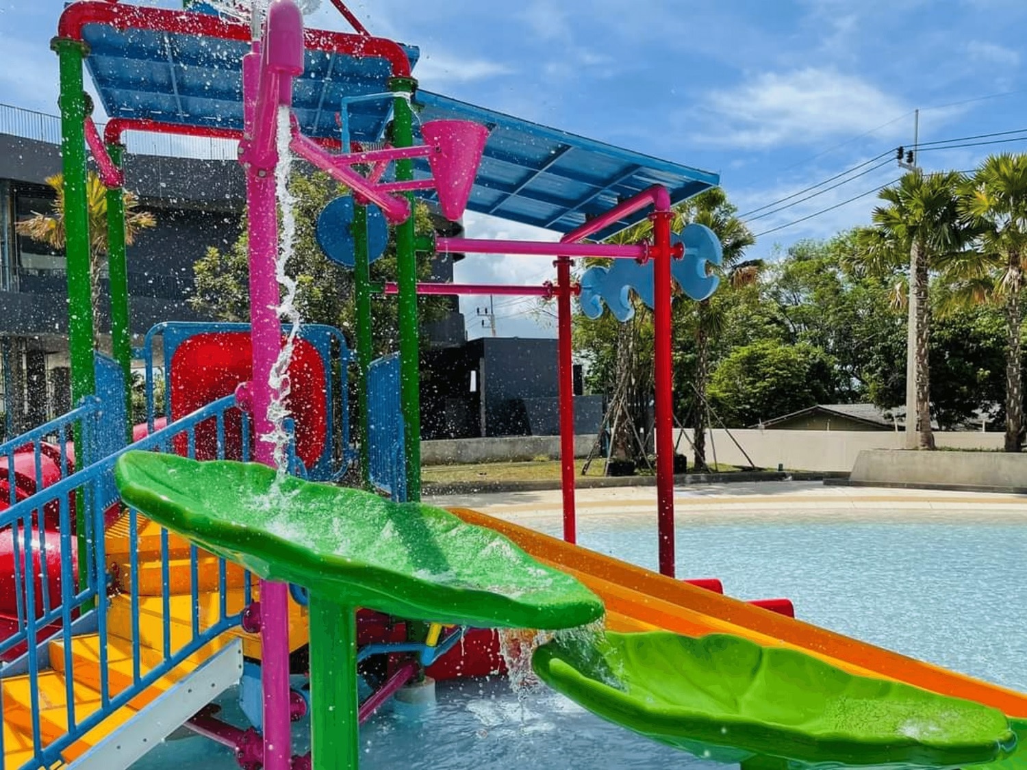 Wyndham La Vita Phuket - Tap to explore photos