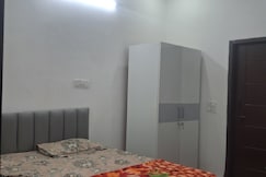 Guruji Homestay Nearby UPES College, Dehradun