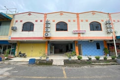 Hotel O California, Mersing