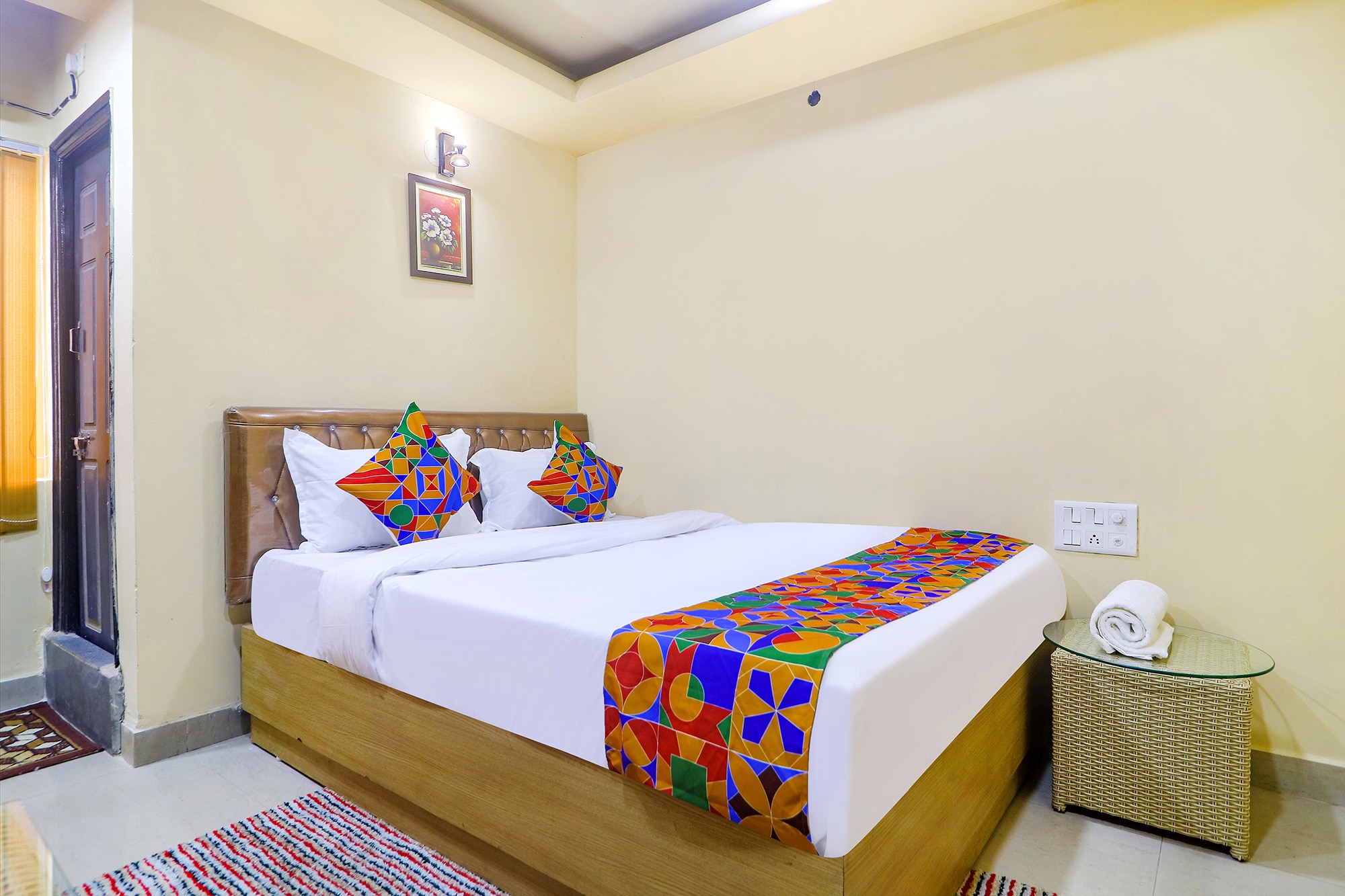 FabHotel Fortune Grand - Nr Lakdikapul Metro Station - Tap to explore photos