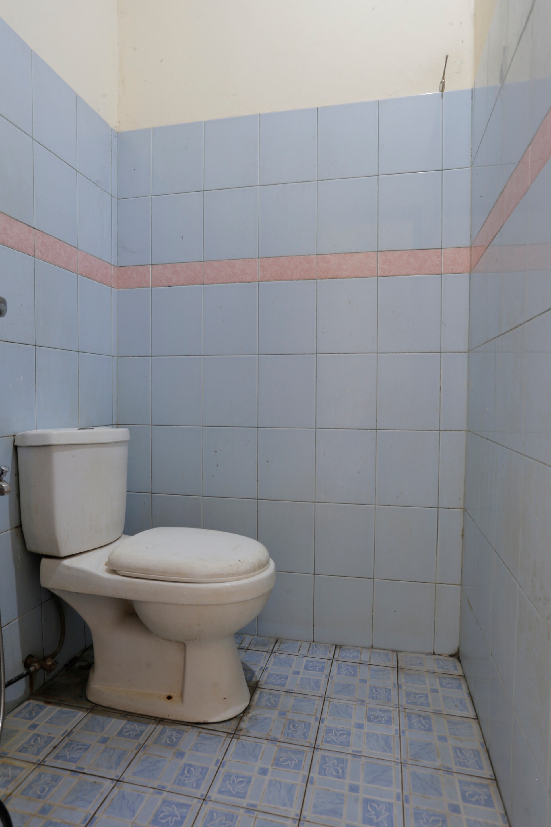 SPOT ON 92782 Rumah Kost Kita Tarakan - Tap to explore photos