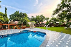 Mark & Meadows, Shantiniketan