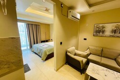 Beige House 1BHKs - Meraki Stays II PKS Town Central, Dadri
