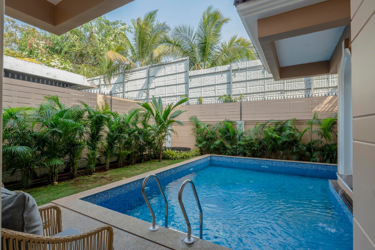Staymaster Una  4BR  Assagao  Pool  Terrace - Tap to explore photos