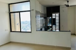 High floor with ventilated room, Ahmedabad