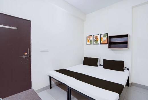 HOTEL O MAA VISHNI RESIDENCY